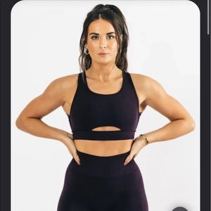 Alphalete trinity bra